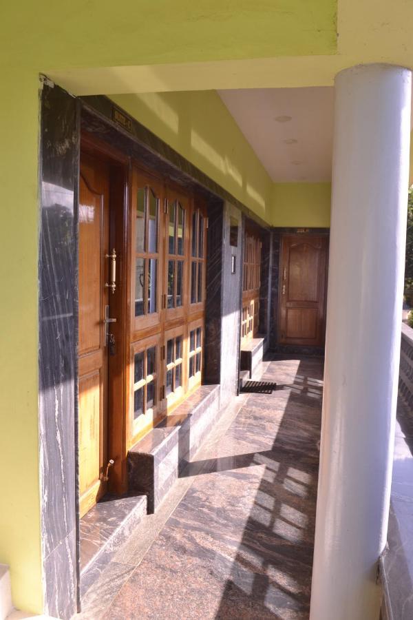 Yuga Guest House Kuttalam  Luaran gambar